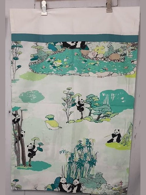 Pillow Case Panda Bear Green/White Standard-RTGPA1
