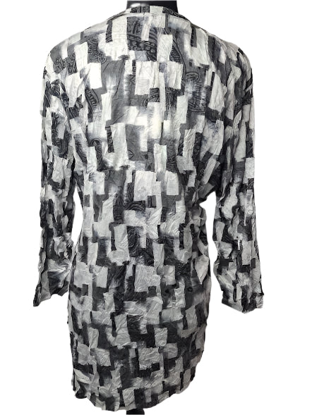 Shirt Pullover Crinkle Mesh Long Sleeve Black/White Women's 25619BW