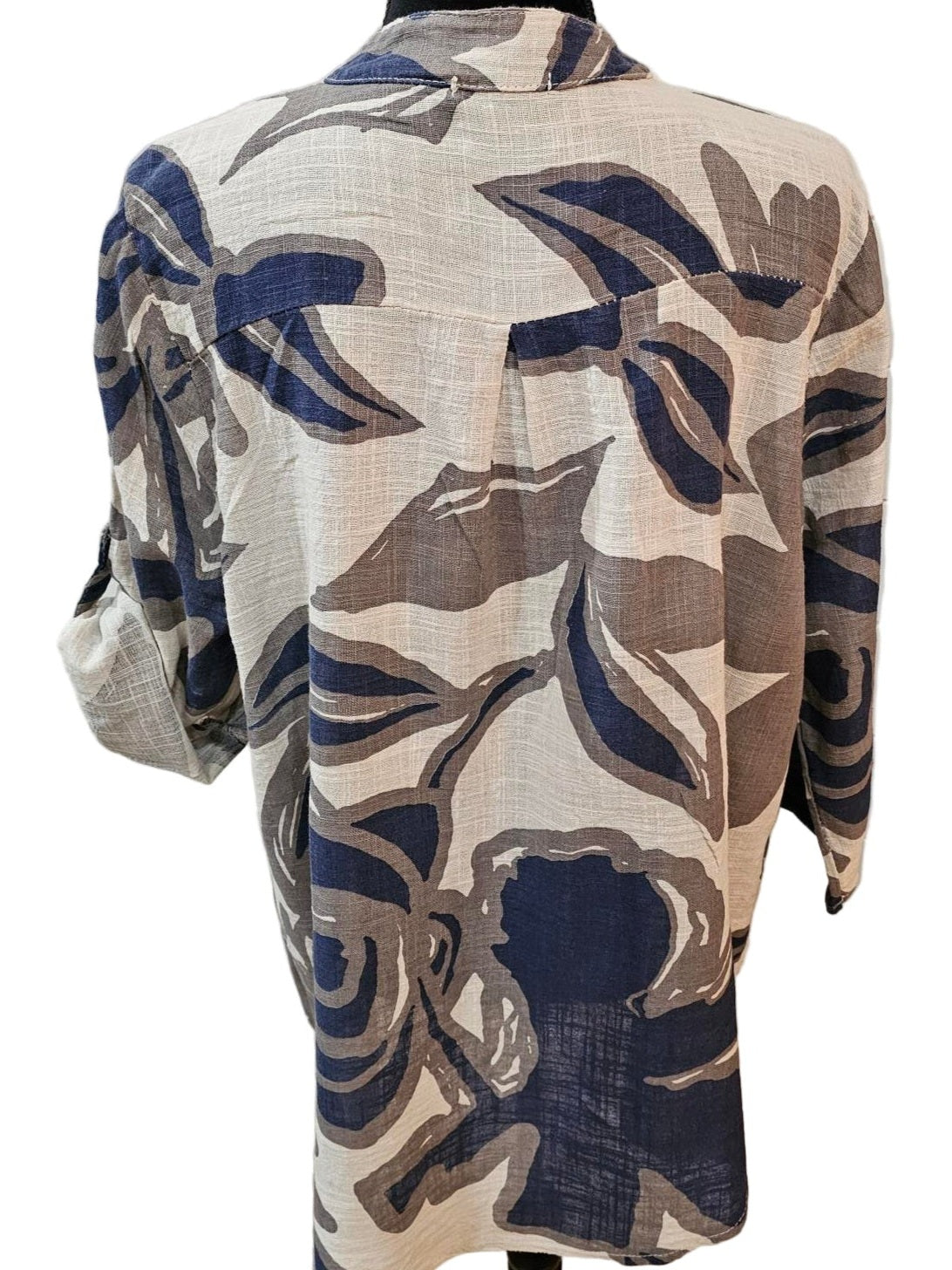 Top Pullover 3 Button 1Pocket Cream, Tan, Navy Floral Women's One Size 4702