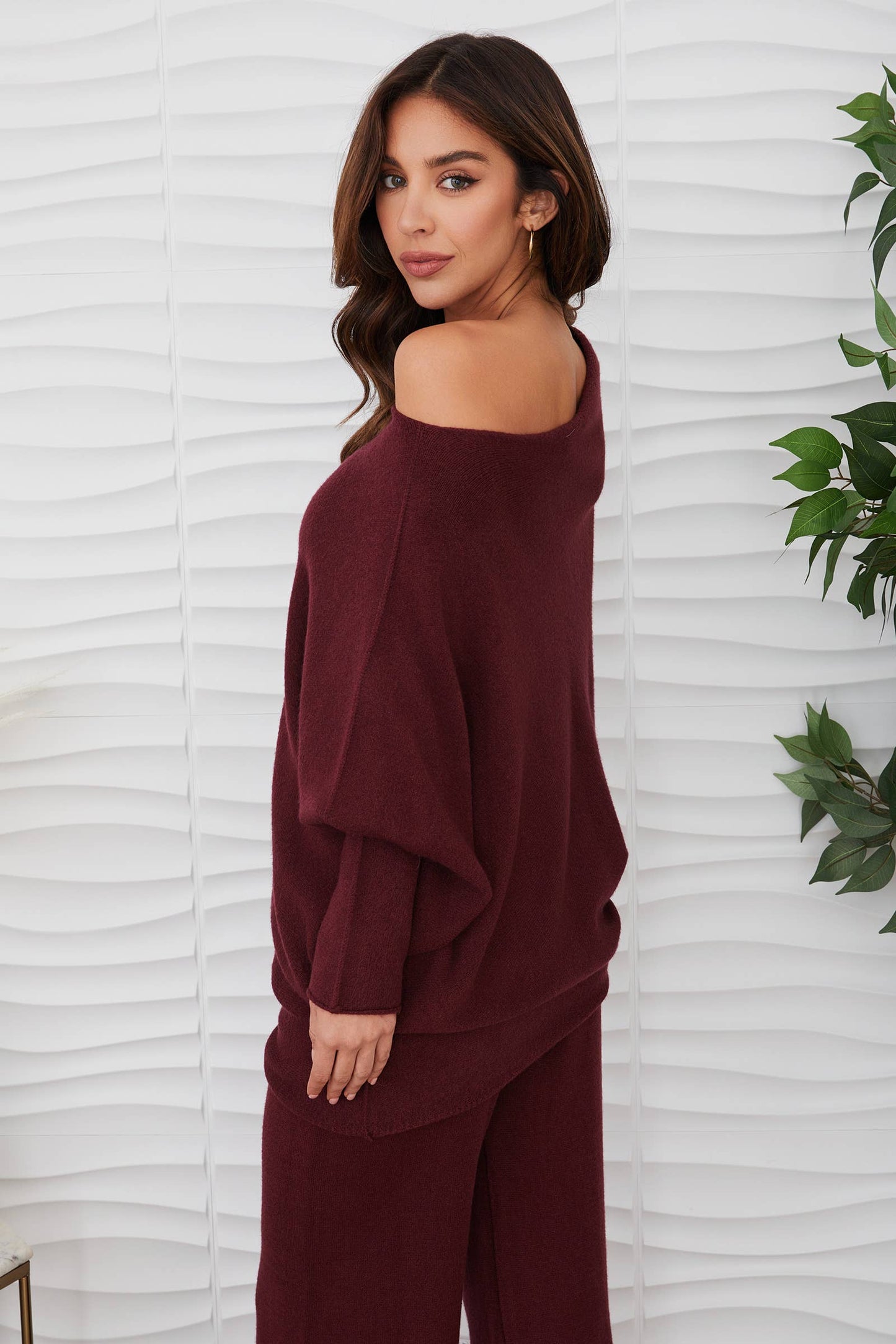 MILIO- Sweater Asymmetrical Wine Knit Ultra Soft 330105