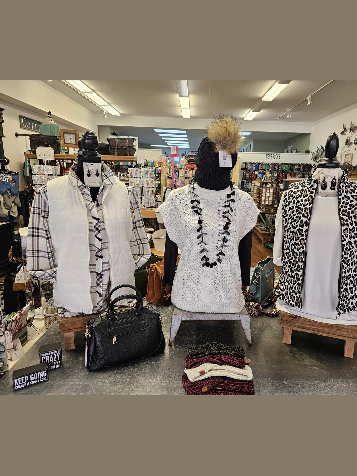 Vest-Cream-Zipper Front-2Pocket-Women's-M14201vm