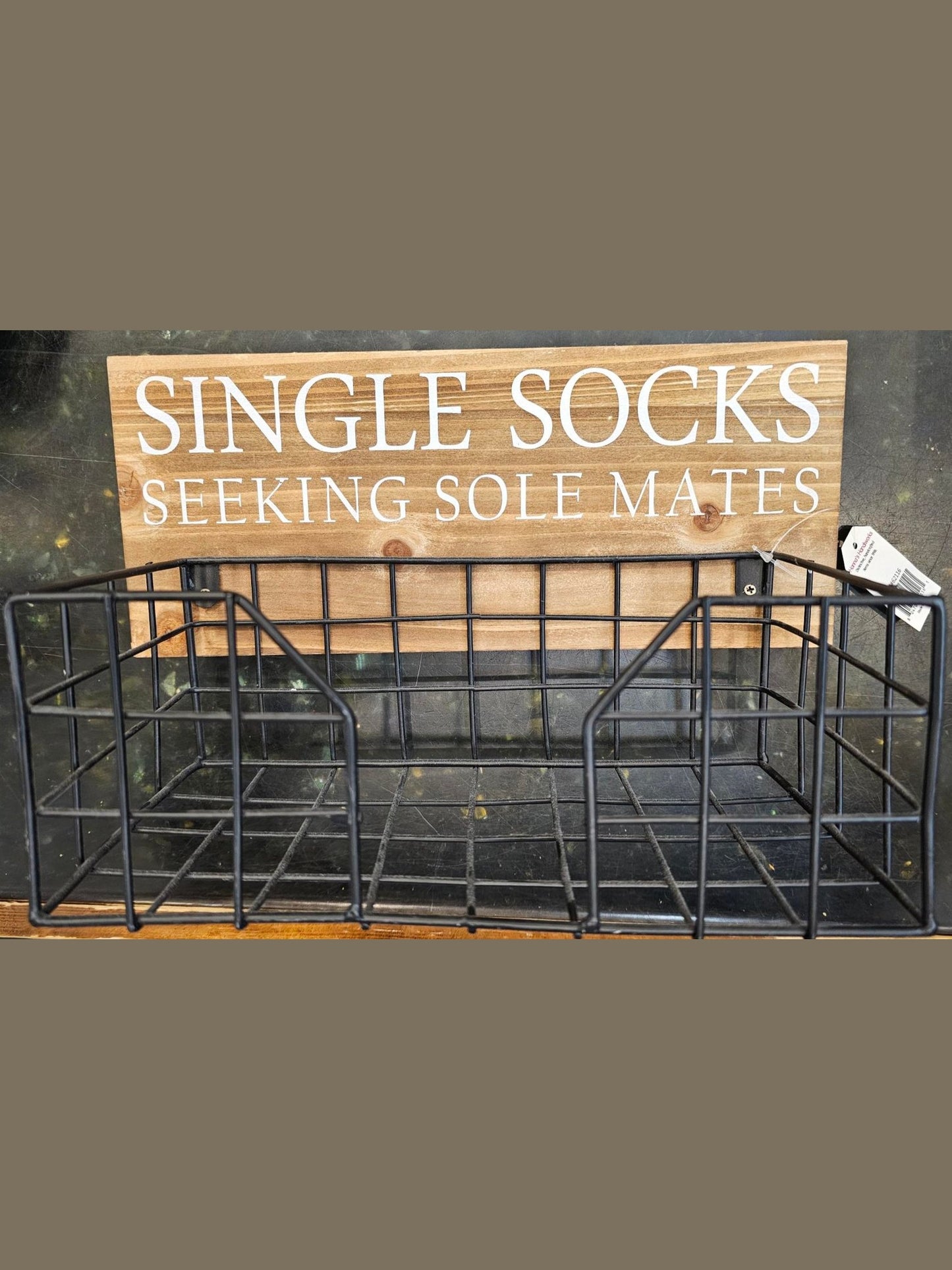 HANNAS-SINGLE SOCK HANGING BASKET