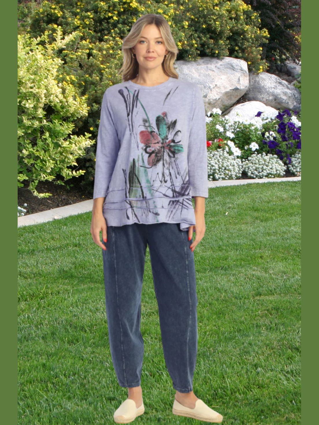 M66-2046 Peri Field Notes Ruffle Layer Hem Tunic