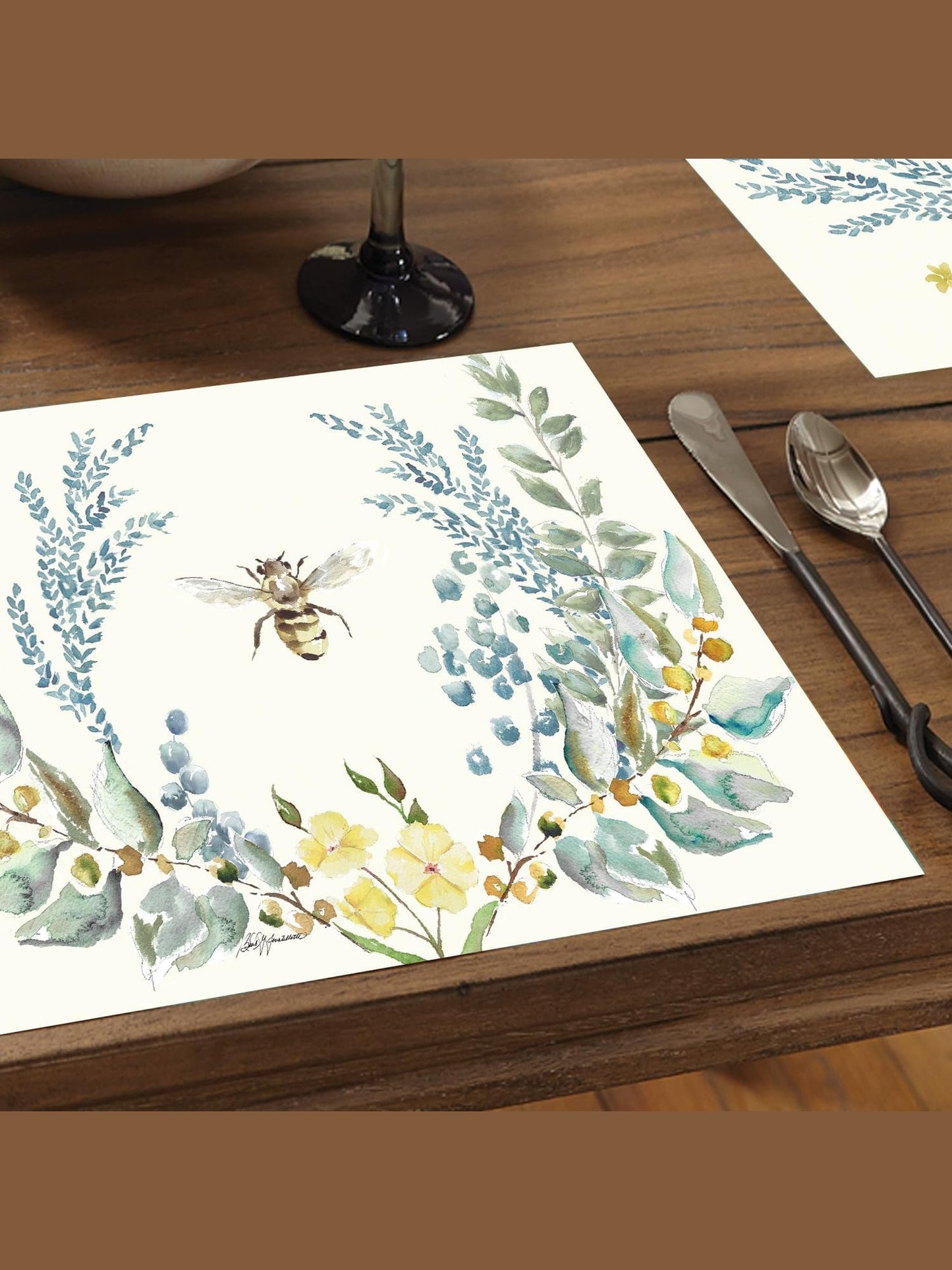Paper Placemat Bee Crest 24Pc 11x17" 172-00252