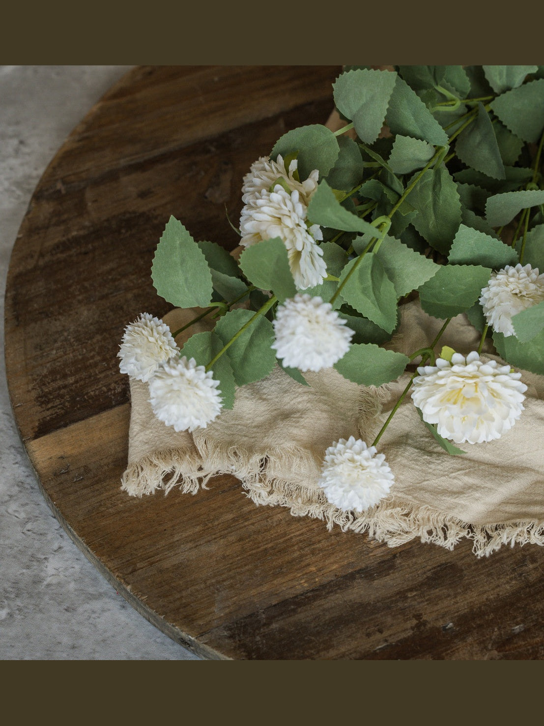 Garland 21" Cream Mum Bush G242562
