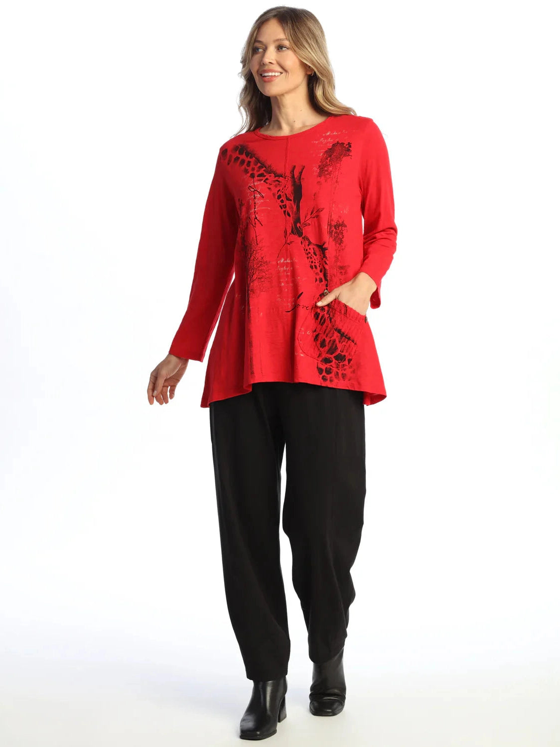 M134-2157 Safari Pullover Red/ Black Flower 1Pocket Long Sleeve Women's Top
