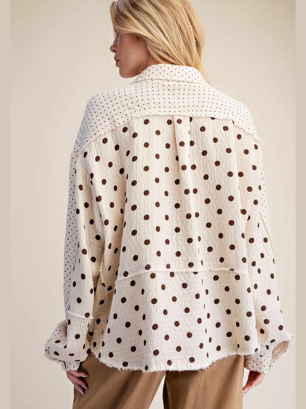 Easel-Top Button Front Natural Polka Dots Washed Gauze Long Sleeve Women's ET29899
