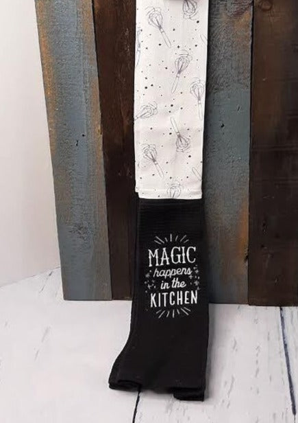 Kitchen Boa - Magic Happens In Kitchen - 1004180445 