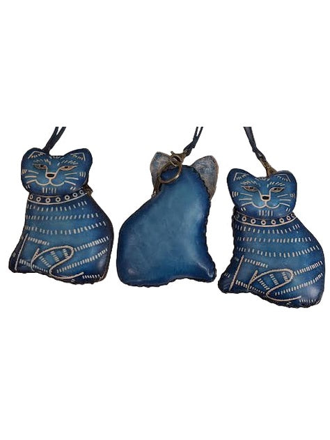 Sun Flower Leather-Wristlet Cat With Fish Leather E373

4 x 4.5"