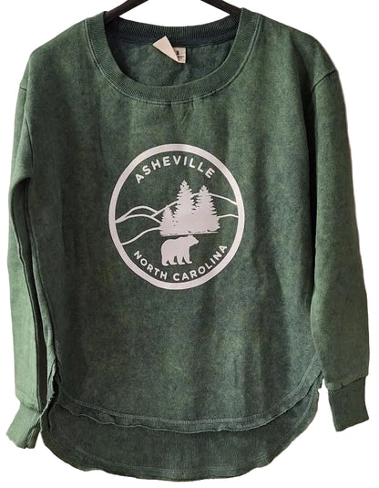 Sweatshirt Asheville Logo Sage Green Acid Wash Curved Hem Crewneck Women's 4617