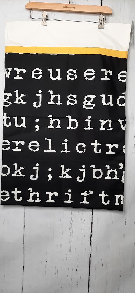 Pillow Case Alphabet  Black/White Standard RT76al1 