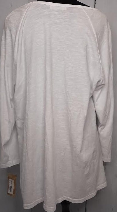 M12-WHT Tunic w/ 2 Pockets - White 