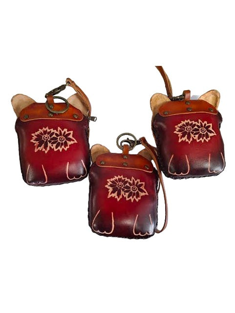 Wristlet Cat With Fish Leather E373