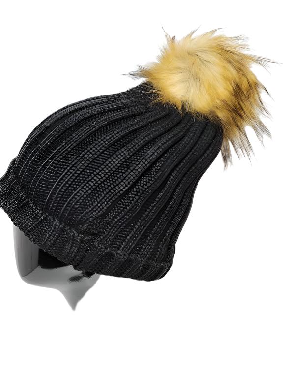 Toboggan Hat with detachable Pom-Pom - Black Or White RTTHWPP 