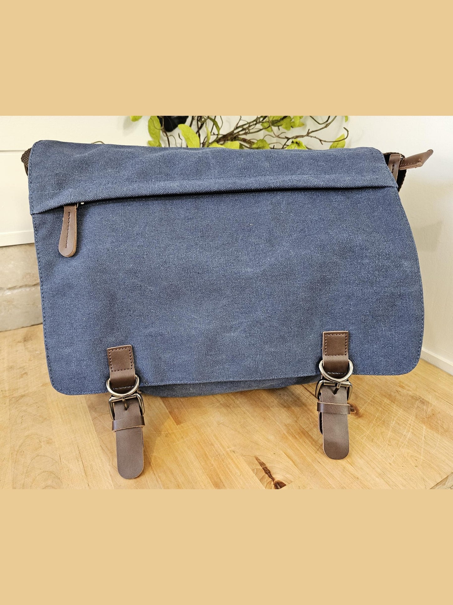 Messenger Bag  4 Colors Canvas / Leather GBMG8645