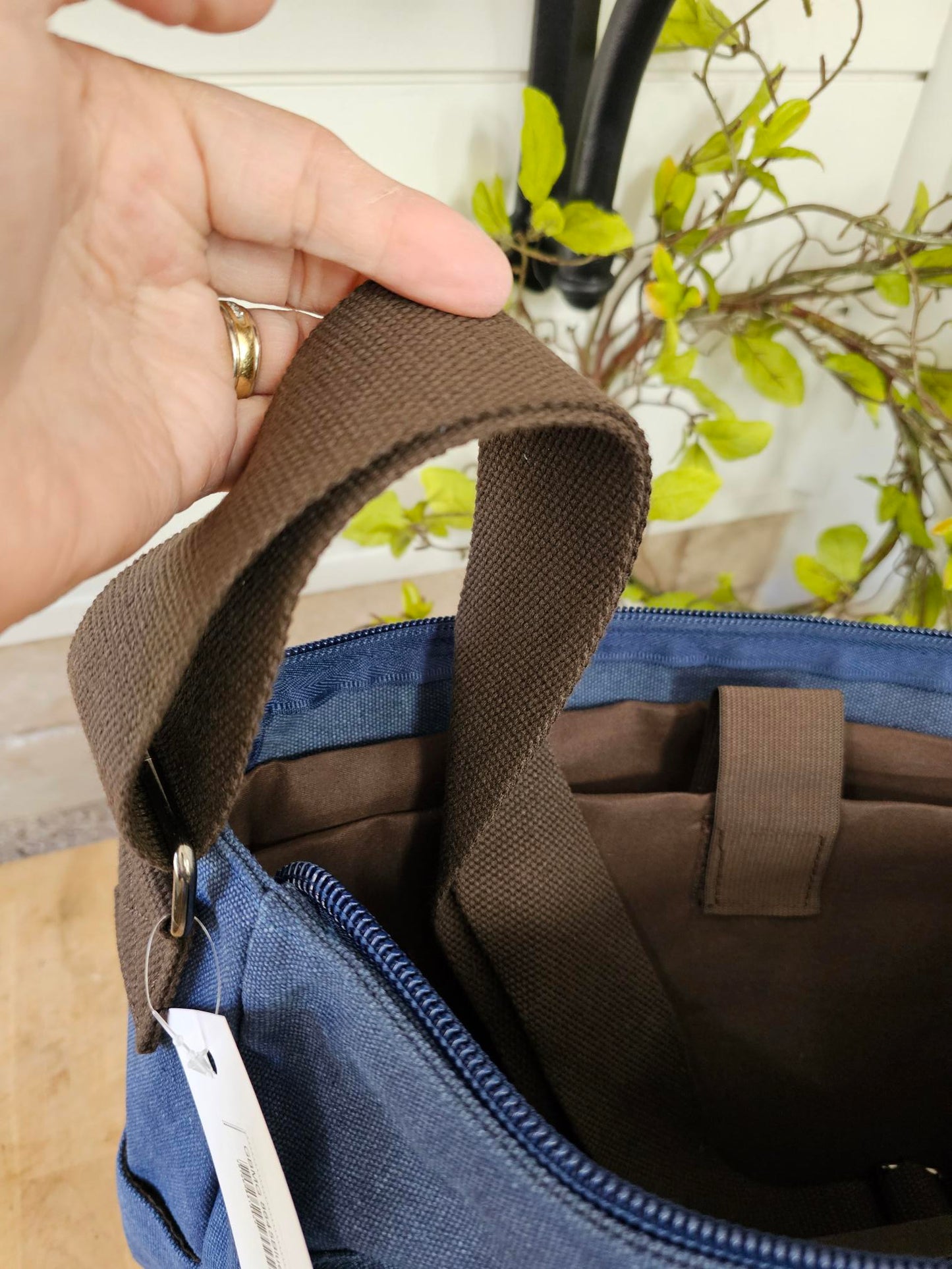 Messenger Bag  4 Colors Canvas / Leather GBMG8645