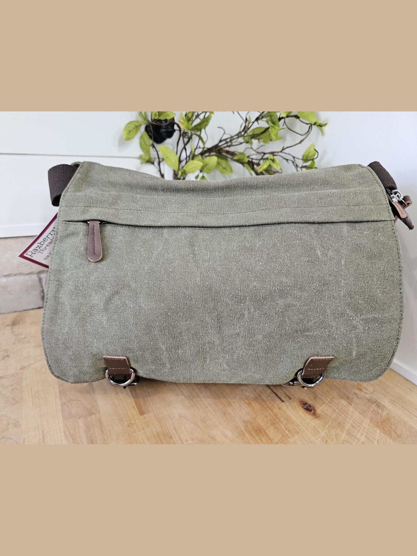 Messenger Bag  4 Colors Canvas / Leather GBMG8645