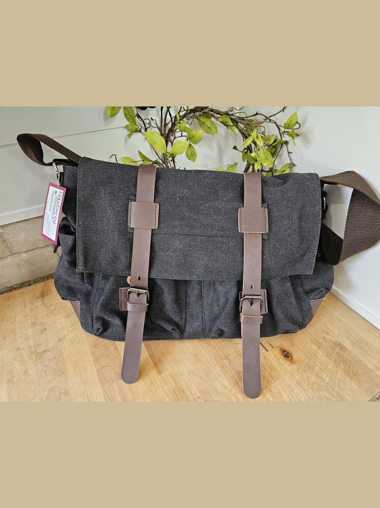 Messenger Bag  4 Colors Canvas / Leather GBMG8168