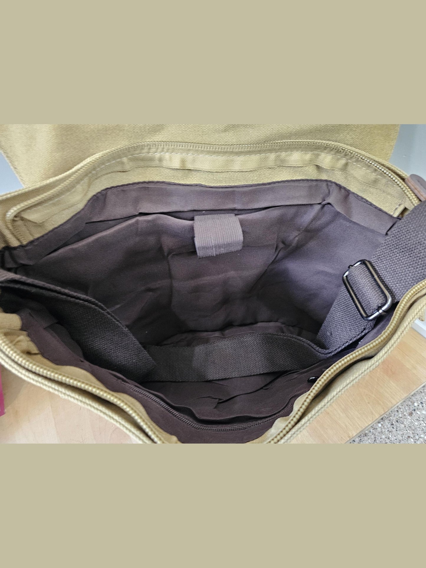 Messenger Bag  4 Colors Canvas / Leather GBMG8168