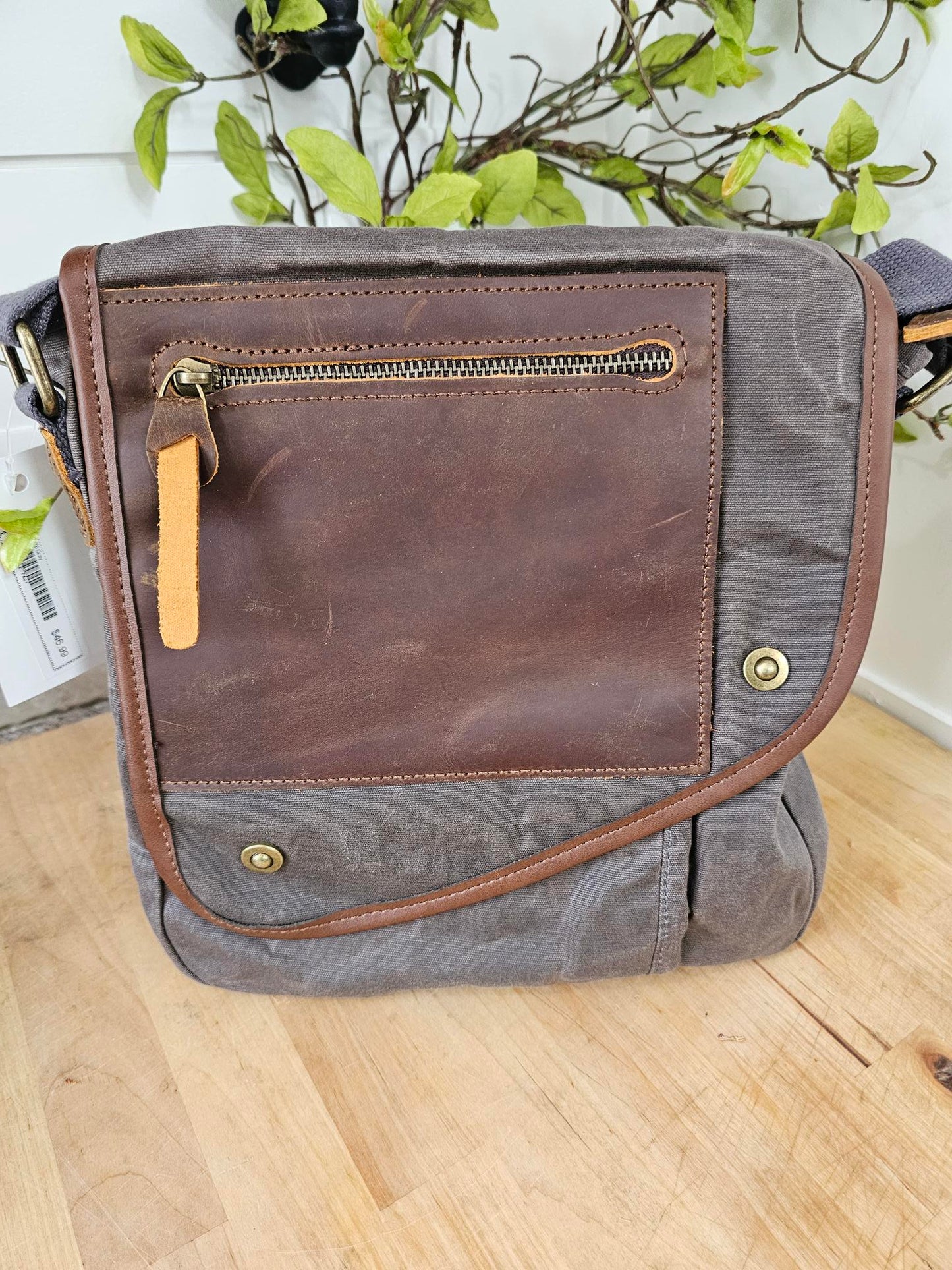 Messenger Bag Small Waxed Canvas / Leather 2 Colors  KJK776
