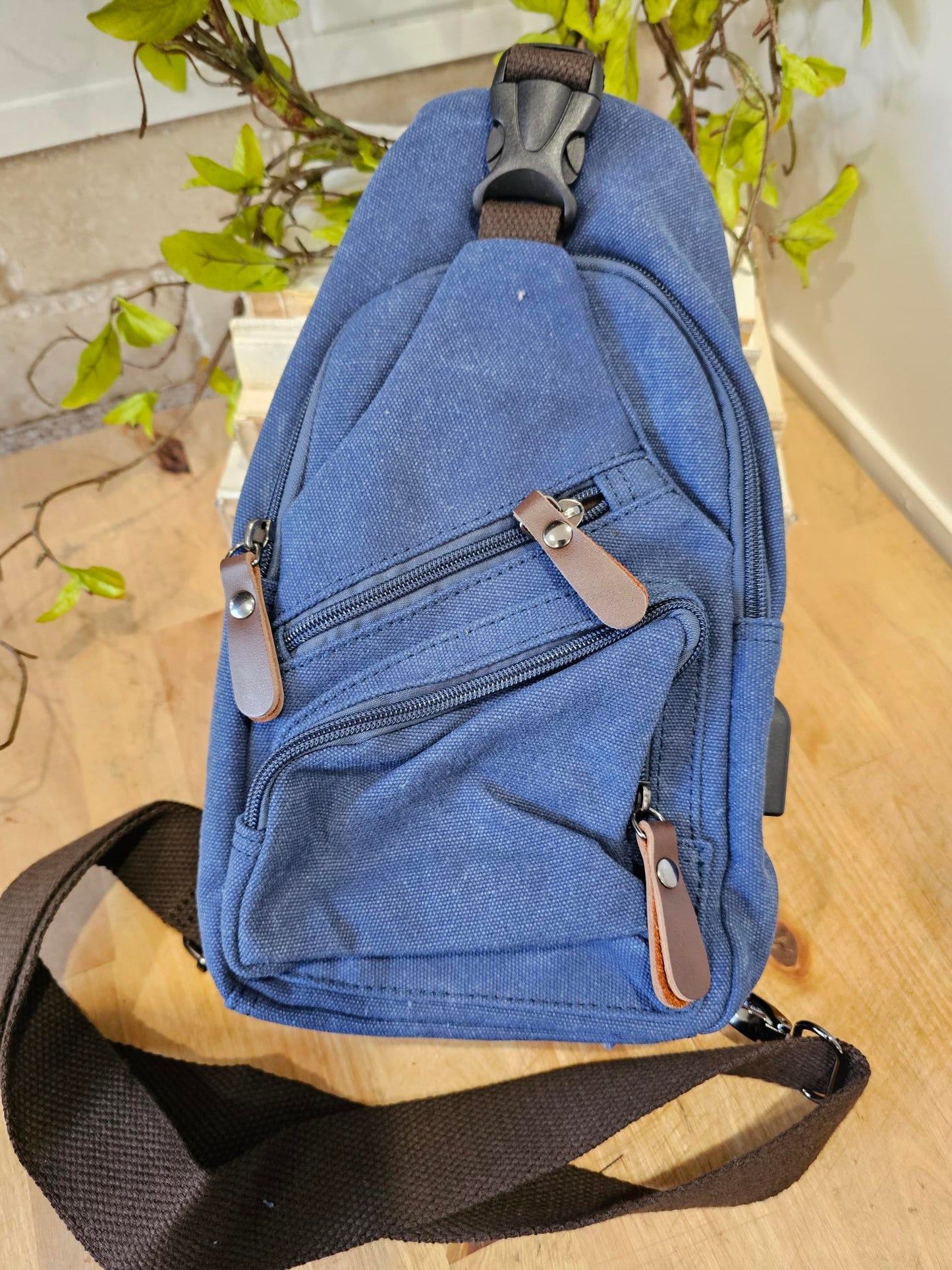 Crossbody Canvas / Leather 3 Colors Gbmg6166