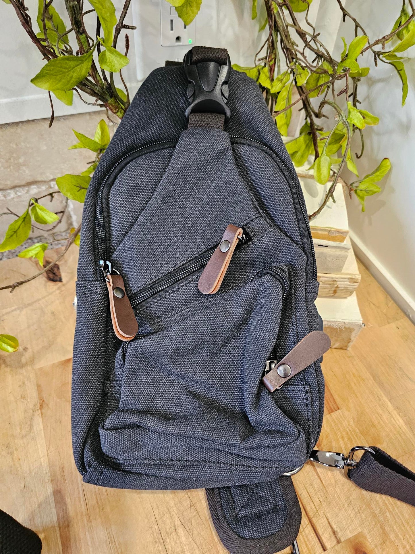 Crossbody Canvas / Leather 3 Colors Gbmg6166