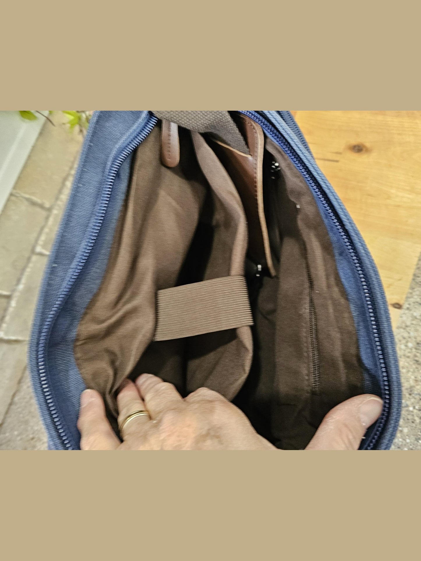 Messenger Bag   Canvas / Leather 3 Colors  GBMU6086