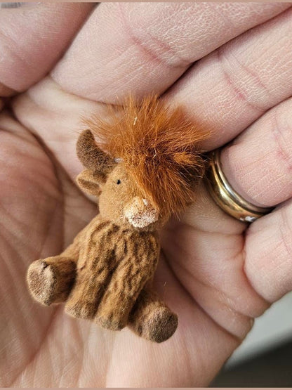 Charm Highland Cow Brown ER72690