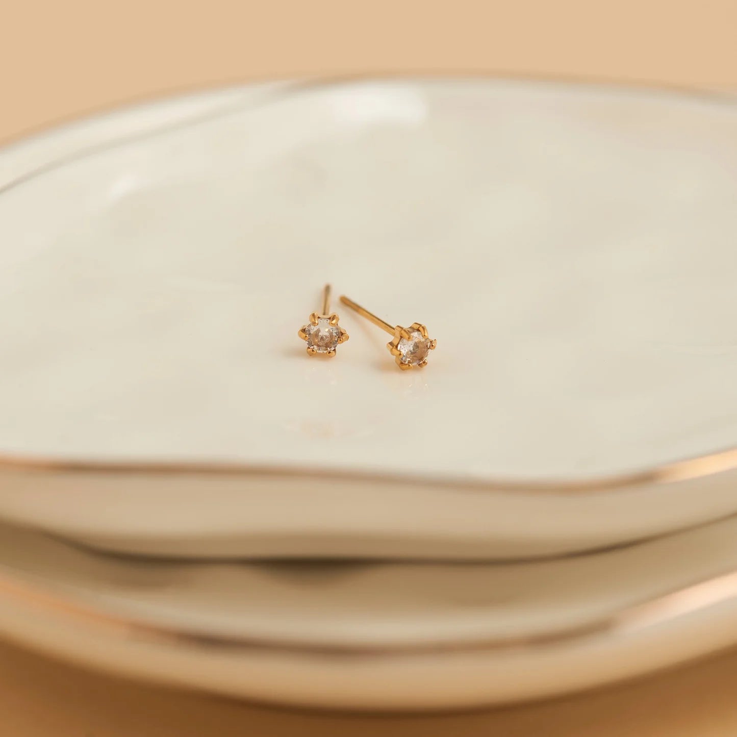  Earring Zirconia Stud Gold 3mm Round Waterproof Women's 10701