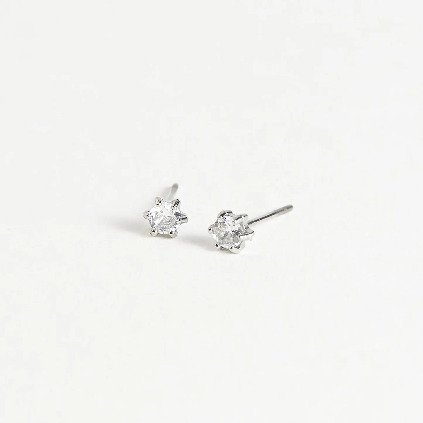 Earring Zirconia Stud Silver 3mm Round Waterproof Women's 10702