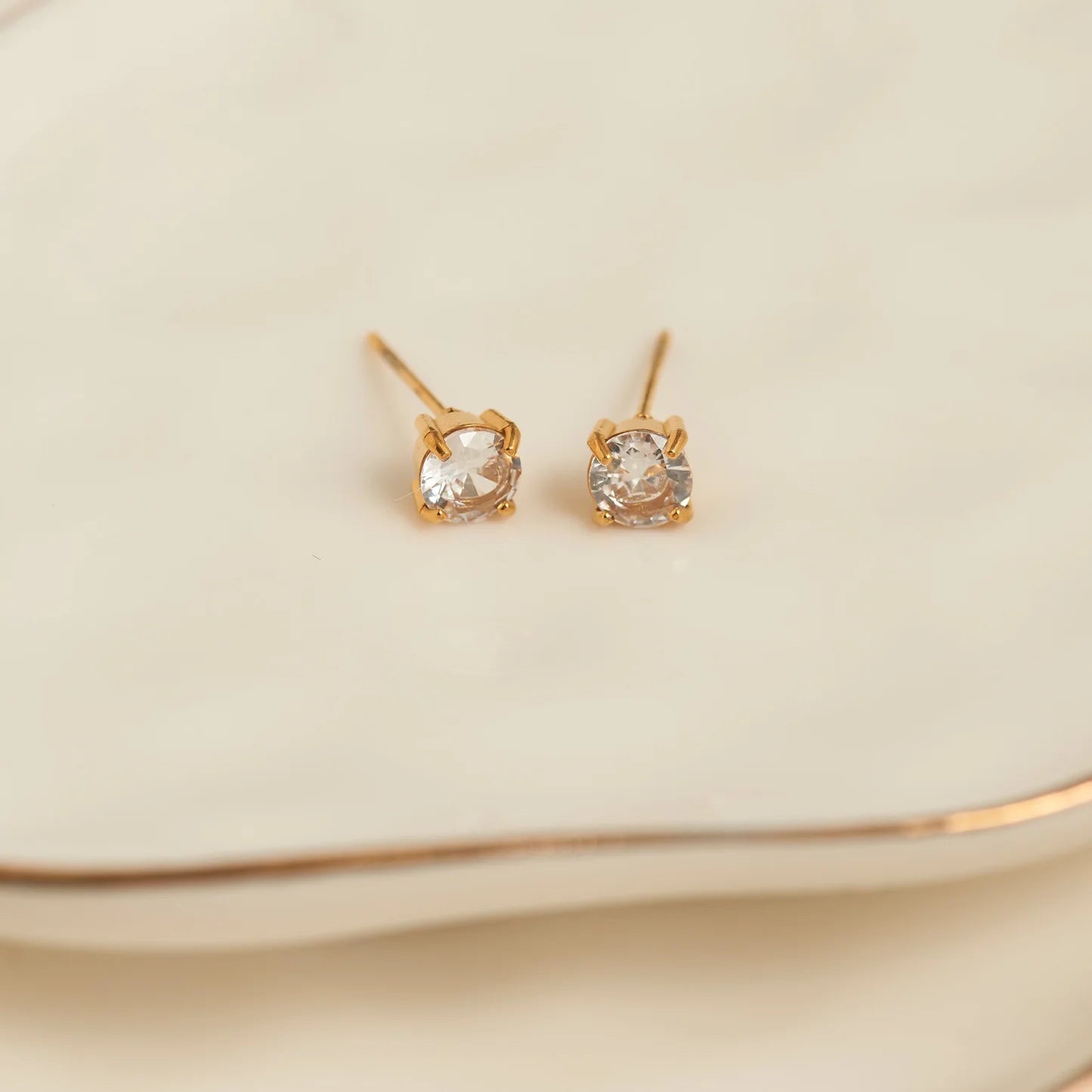 Earring Zirconia Stud Gold 5mm Round Waterproof Women's 1070