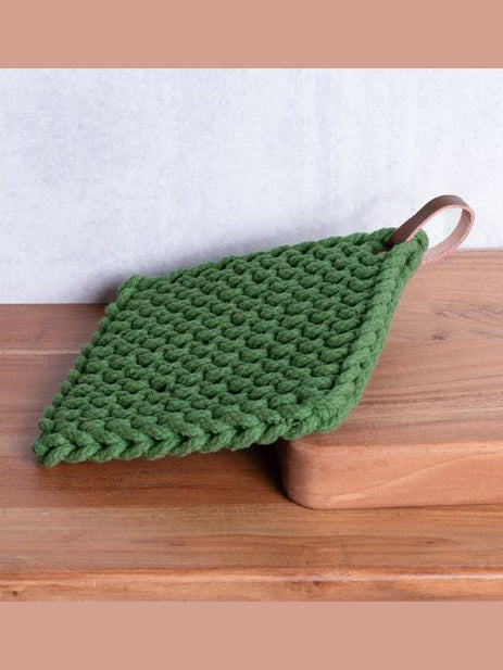 Pot Holder Green Crocheted With Leather Strap 8x8" PDJD012