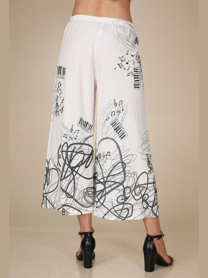 Inoah-Pants&nbsp; White Wide Leg Waffle Textured Classical Meow-Lody &nbsp;B217wk

95% Polyester

5 % Spandex