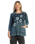 Jess &amp; Jane M94-2178 Blue Friendship Daisy Print Mineral Washed 3/4 Sleeve 1 Pocket Tunic Women's Top