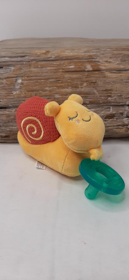 Wubbanub Pacifier - Skippy Snail 