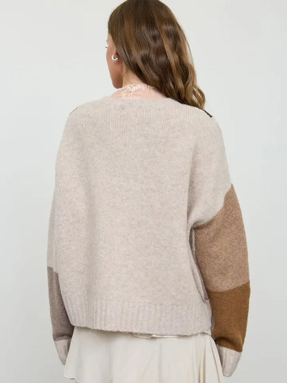 Blu Pepper-Cardigan White/Green Color Blocked Oversize Embroidered Knit Button Front Women's B6FJ1031