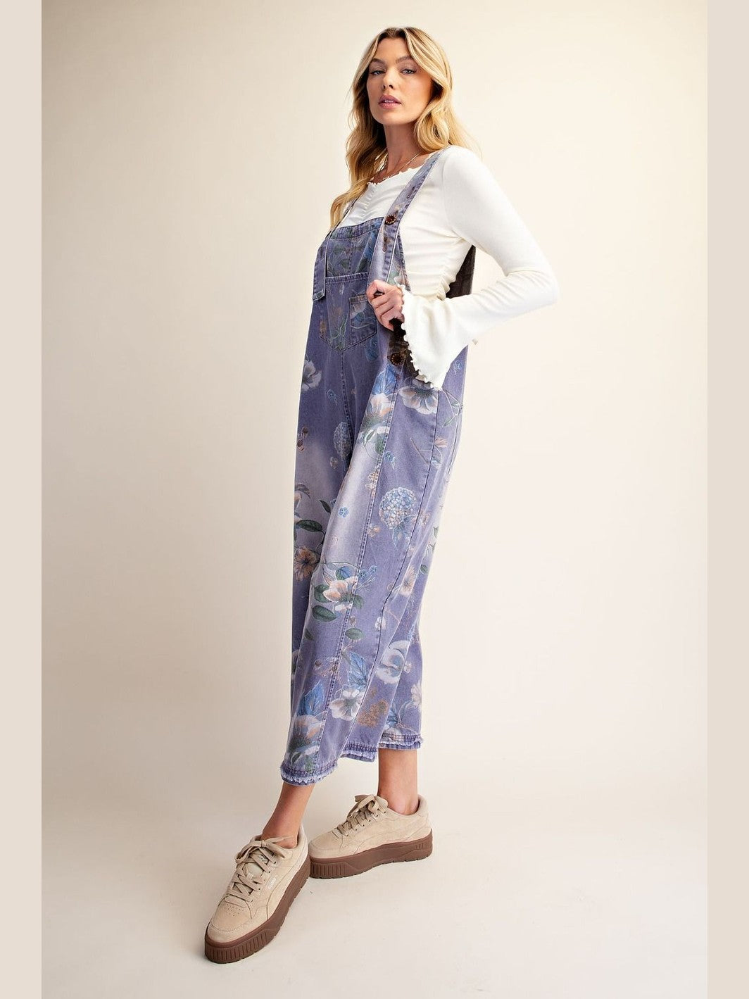 &nbsp;Easel-Overalls Blueberry Smoothie Flower Print Women's&nbsp; EB56886BS