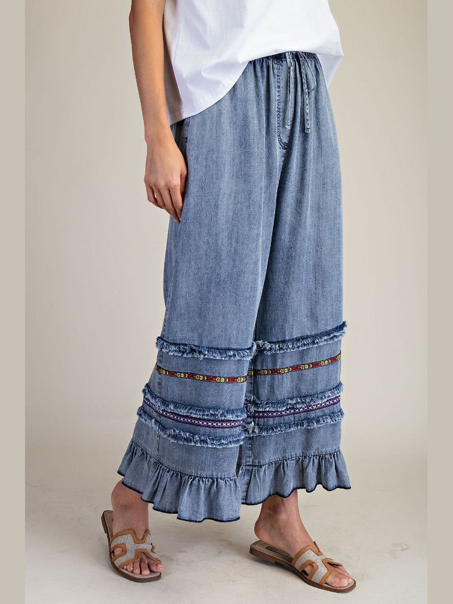 Easel-Pants Washed Denim Ruffle Bottom Chambray Women's&nbsp; EB57695WD