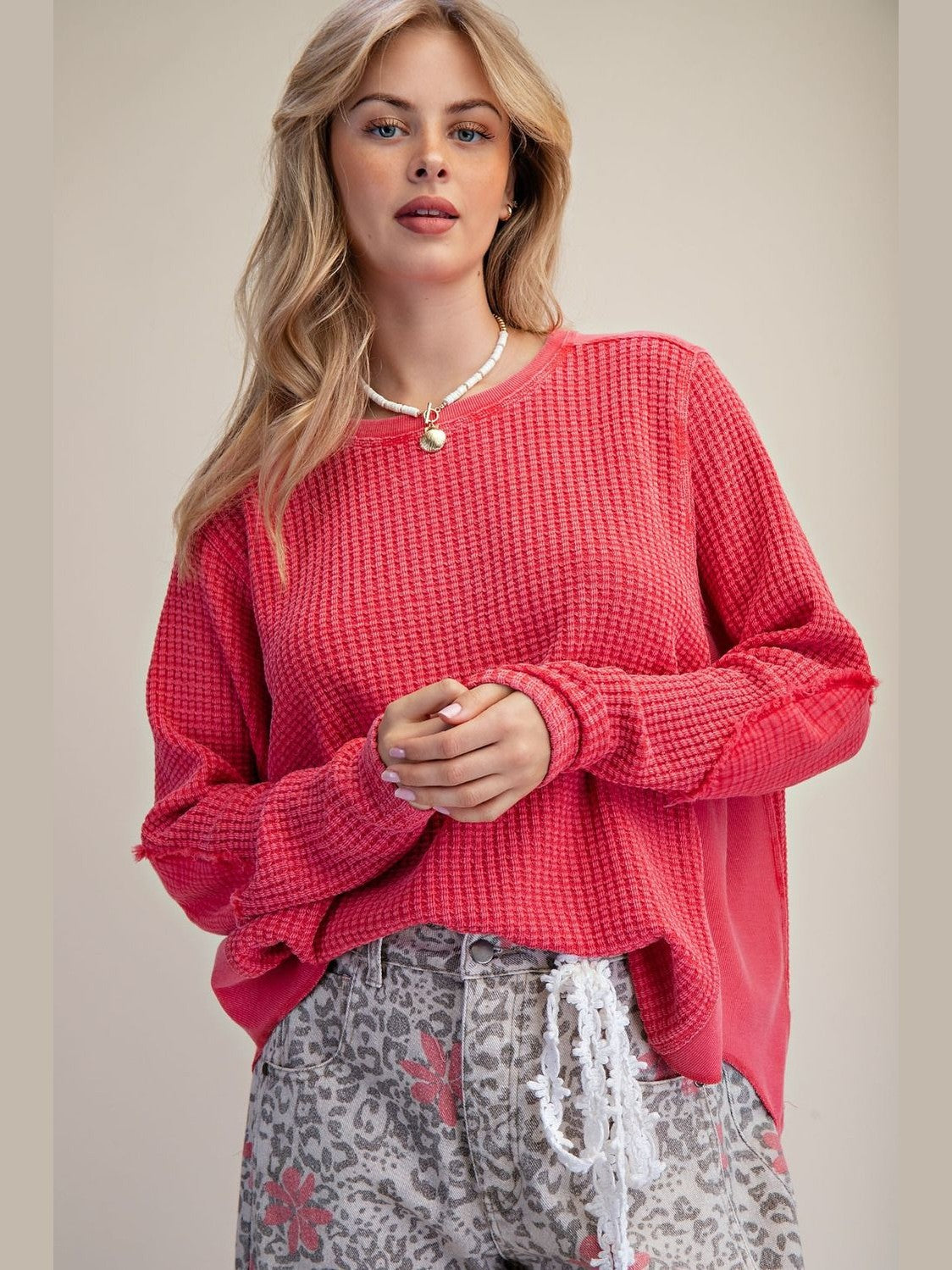 Top Pullover  Poppy Red Mineral Washed Thermal Waffle Knit Women's  ET26958