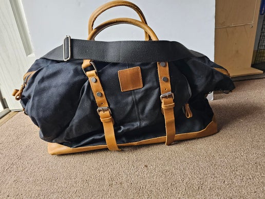 Canvas & Leather Travel Bag - Black 