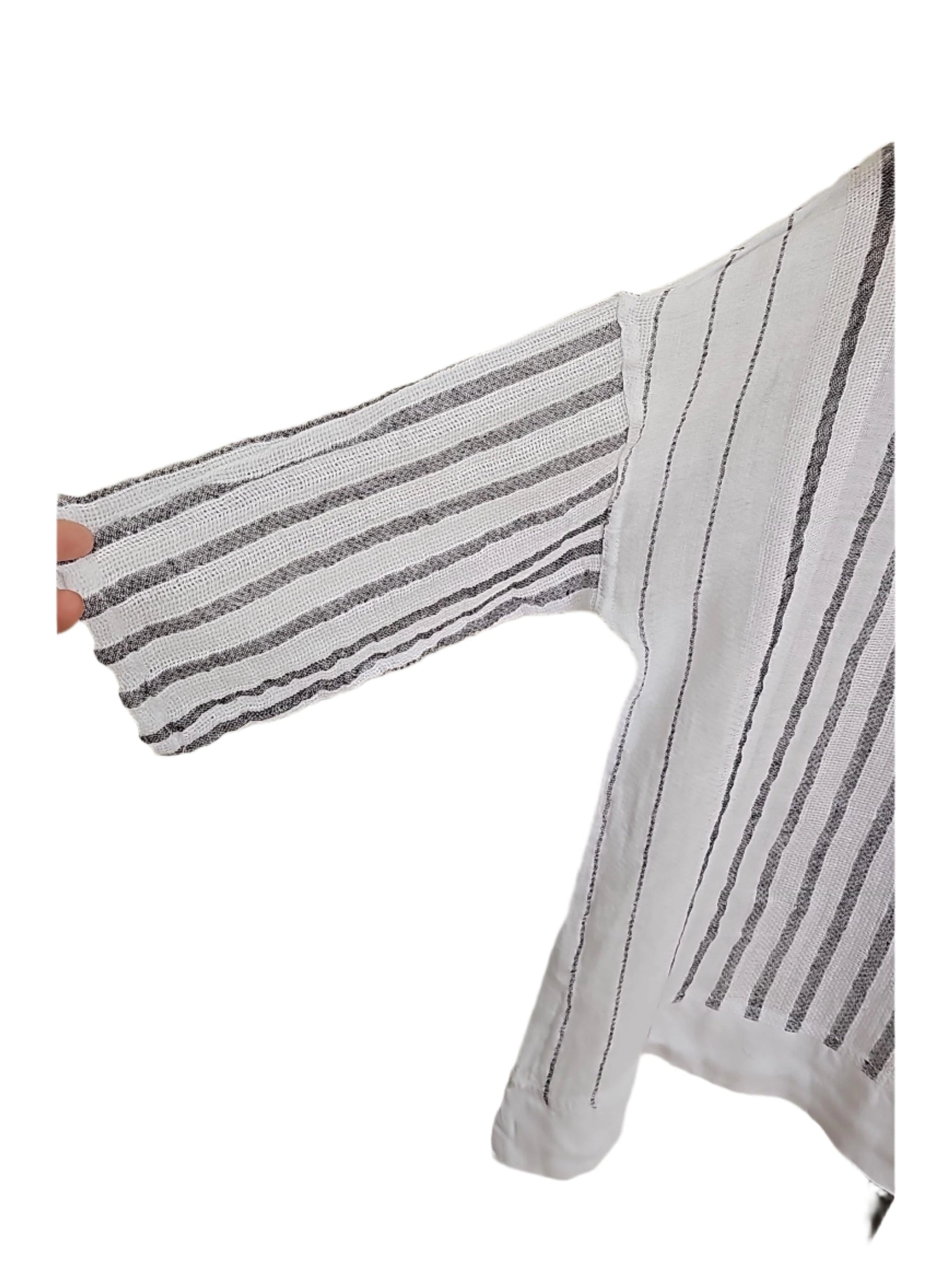 Top Pullover Island Breeze White/Black Stripe Linen 1/2 Sleeve Women's One Size 13983