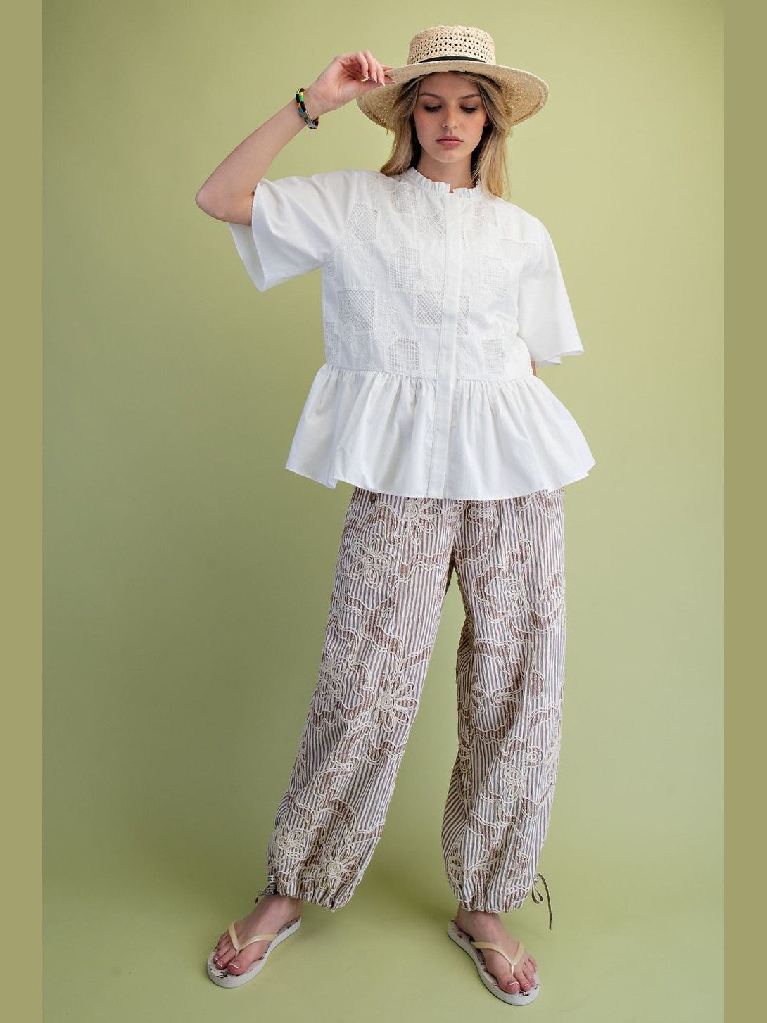 Pants  Mocha /White Embroidered Floral Wide Leg 4 Pocket  Draw String Sb60018m