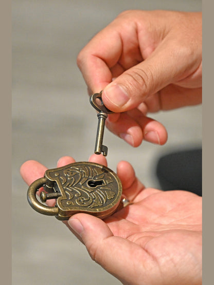 Puzzle Grecian Trick Lock Tg441