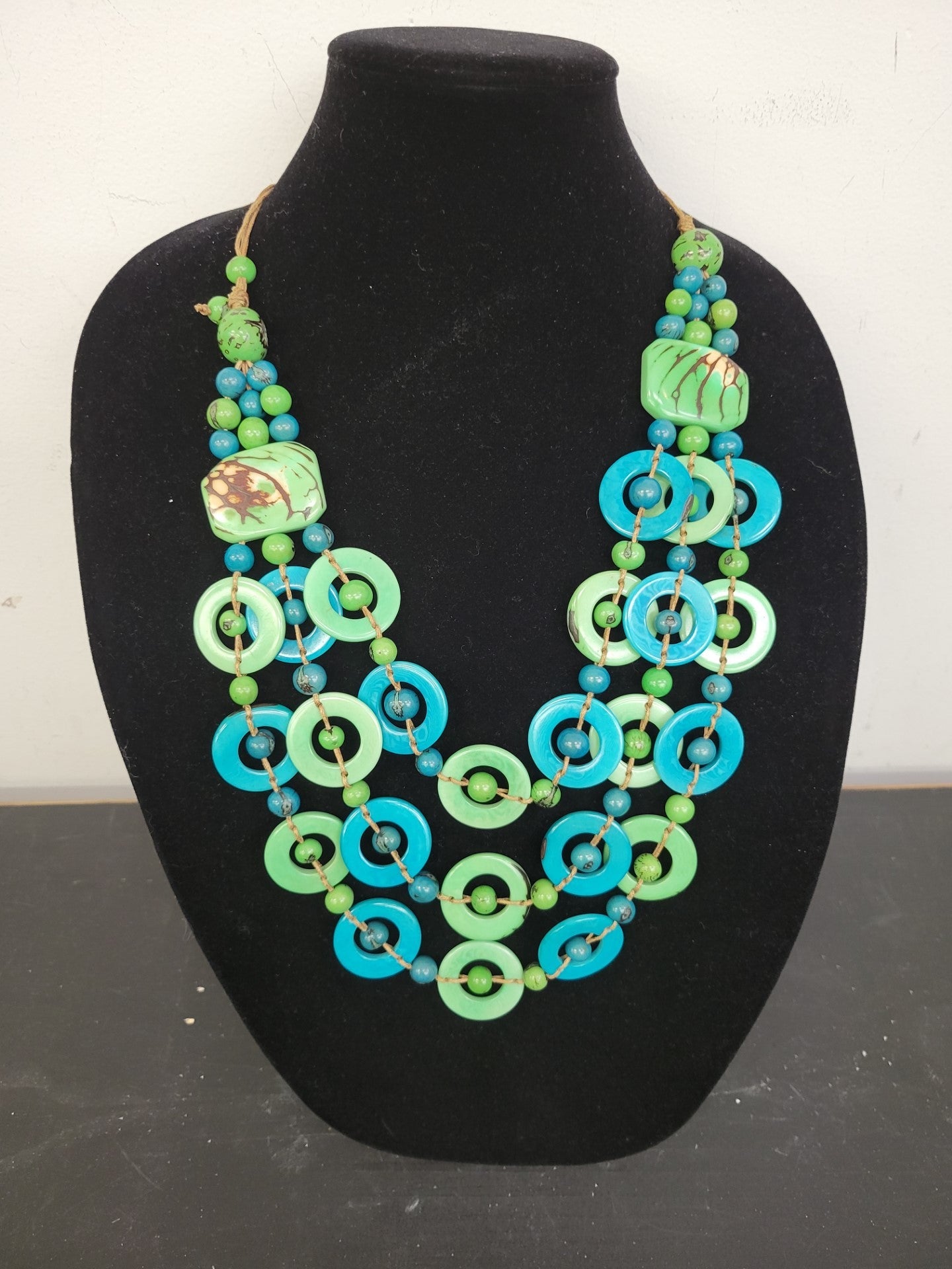 Tagua Necklace - LC007 - MT-TQ - Teal / Lime Green 