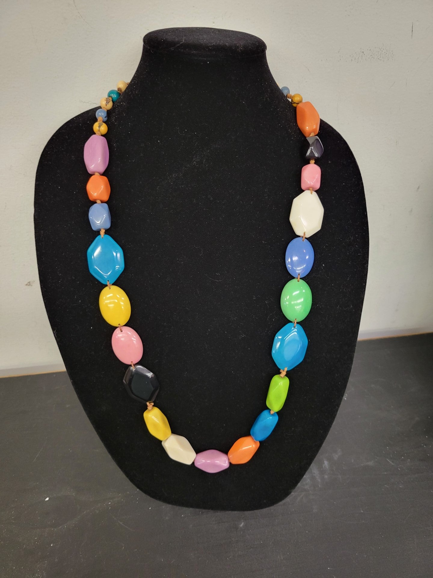 Tagua Necklace - LC1609- Multi 